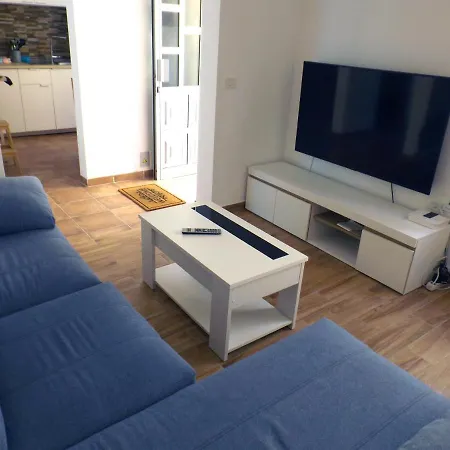 Bonito Apartamento Con Terraza En Apartmán
